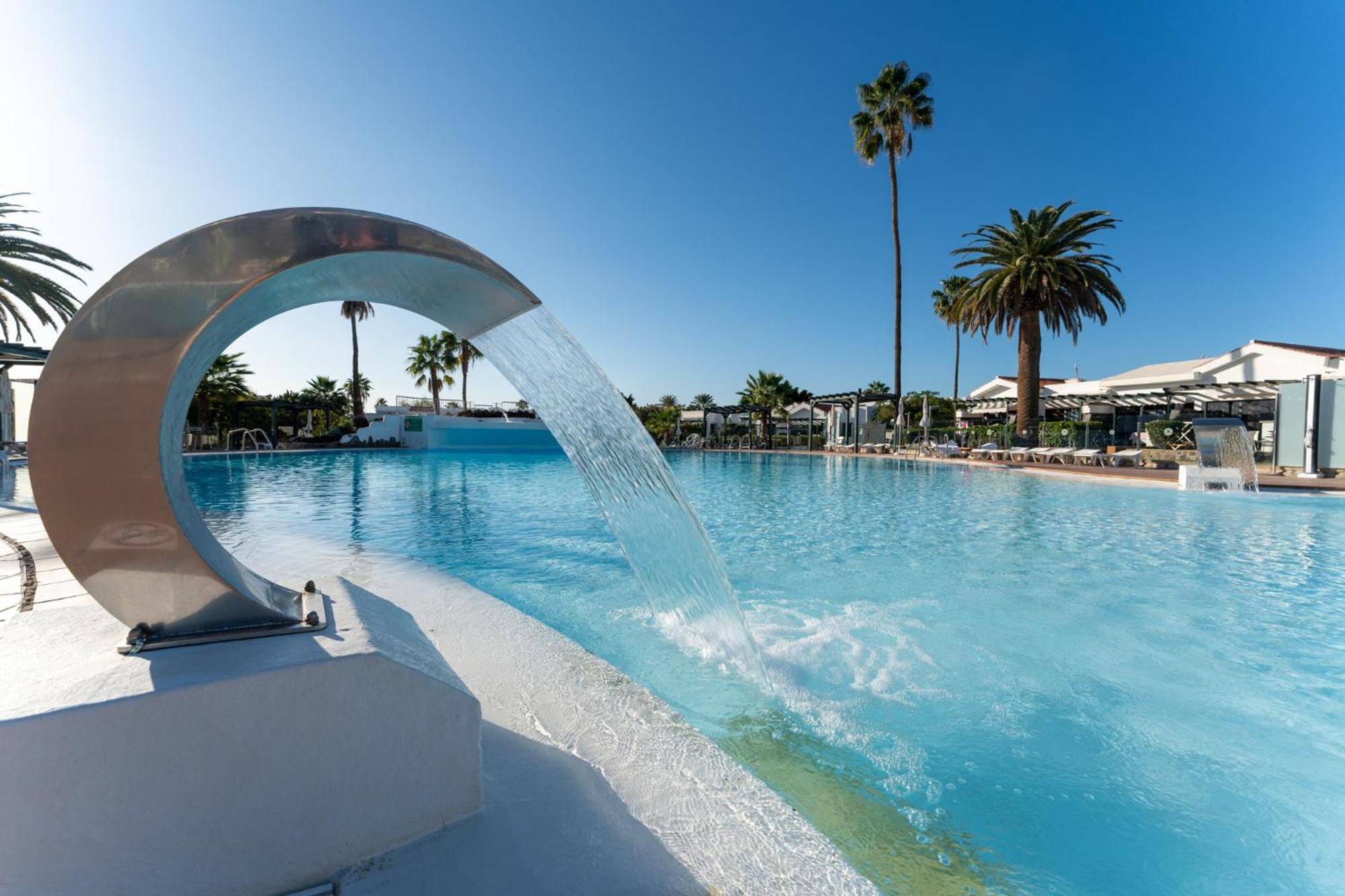 Luxury Poolside Holiday Home Маспаломас Экстерьер фото